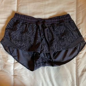 Original lululemon hotty hot shorts